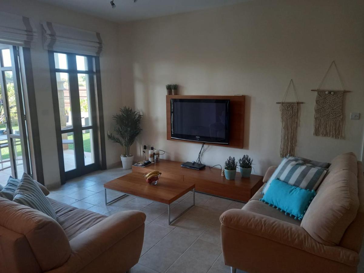Helios Heights Spirits, Aphrodite Hills Golf Resort كوكليا المظهر الخارجي الصورة