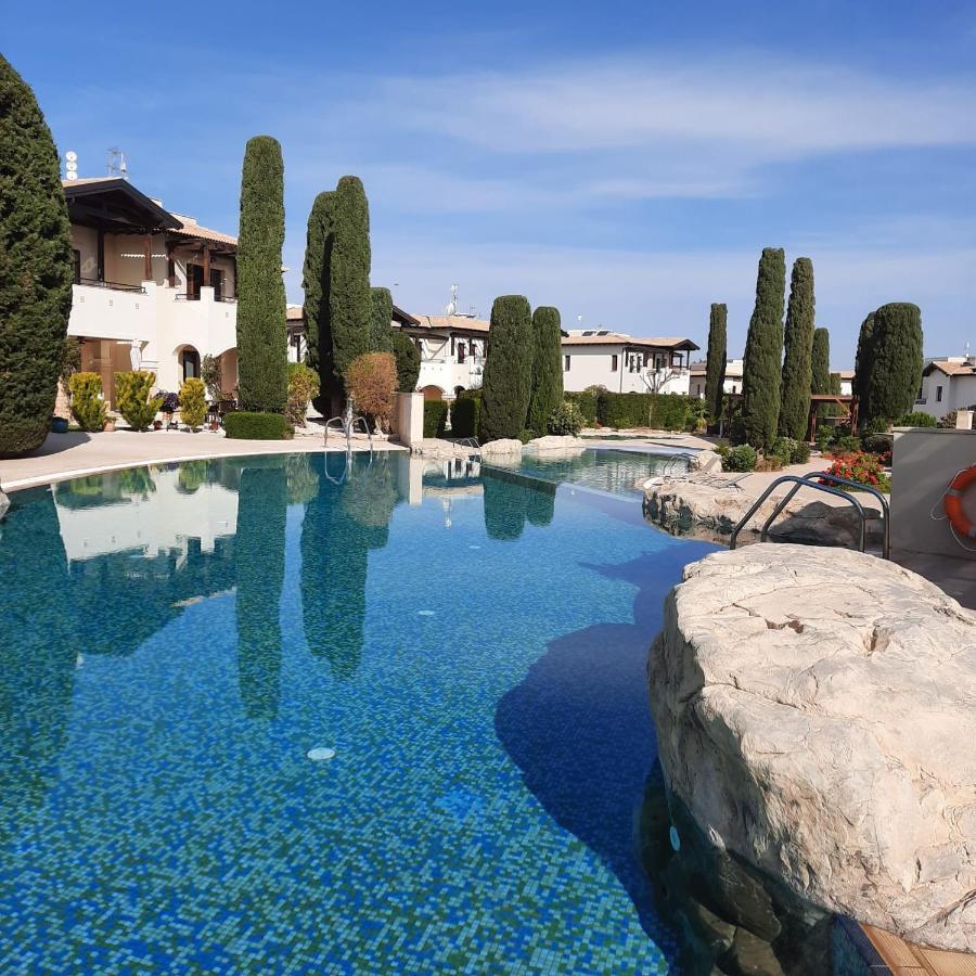 Helios Heights Spirits, Aphrodite Hills Golf Resort كوكليا المظهر الخارجي الصورة